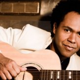 Thalles Roberto